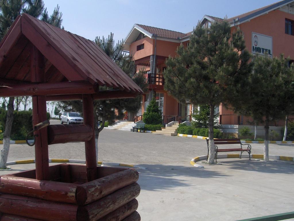 Motel Diamant Amara Bagian luar foto