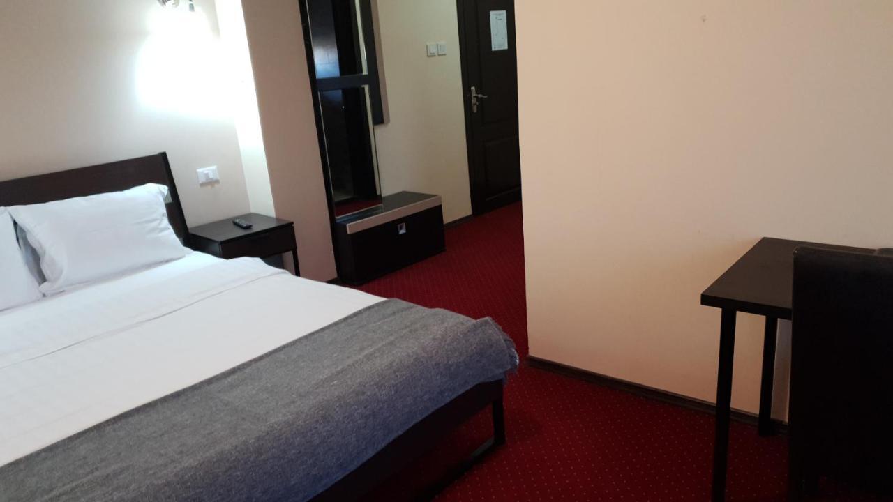 Motel Diamant Amara Bagian luar foto