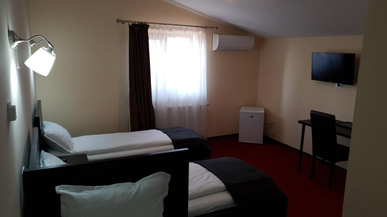Motel Diamant Amara Bagian luar foto
